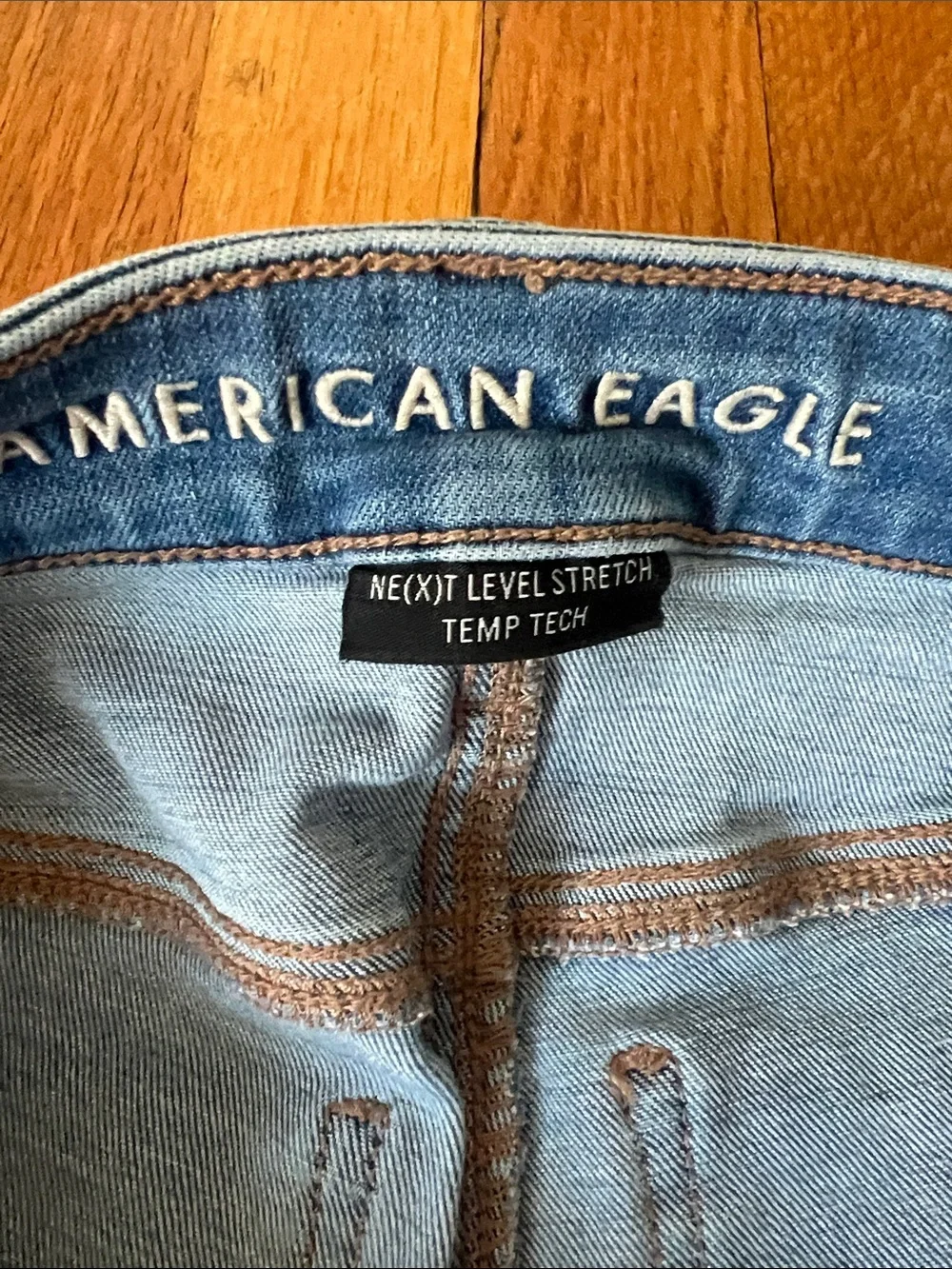 American Eagle Outfitters Light Blue & Medium Blue Distressed jeggings